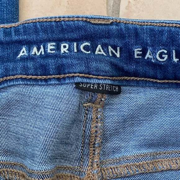 AEO Favorite Boyfriend Super Stretch Mid Rise Bootcut Denim Jeans - Picture 3 of 10